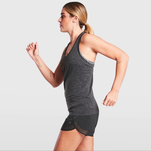 GUC Athleta Momentum Printed Racerback tank - size XS - Picture 3 of 10